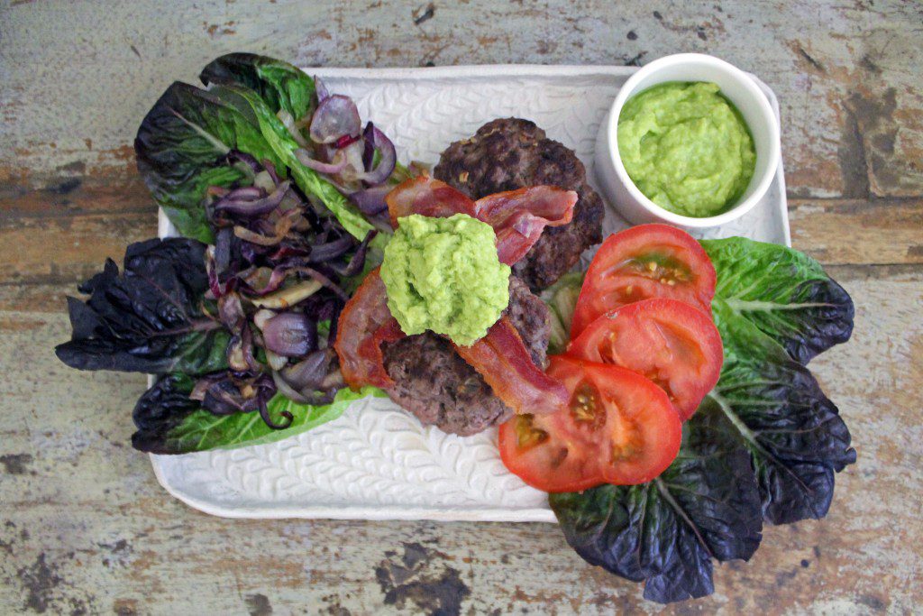 Low Carb Recipes: Bun-less Cheeseburger Salad