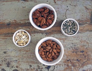 Paleo Breakfast Recipes: Cinnamon Crunch Granola 