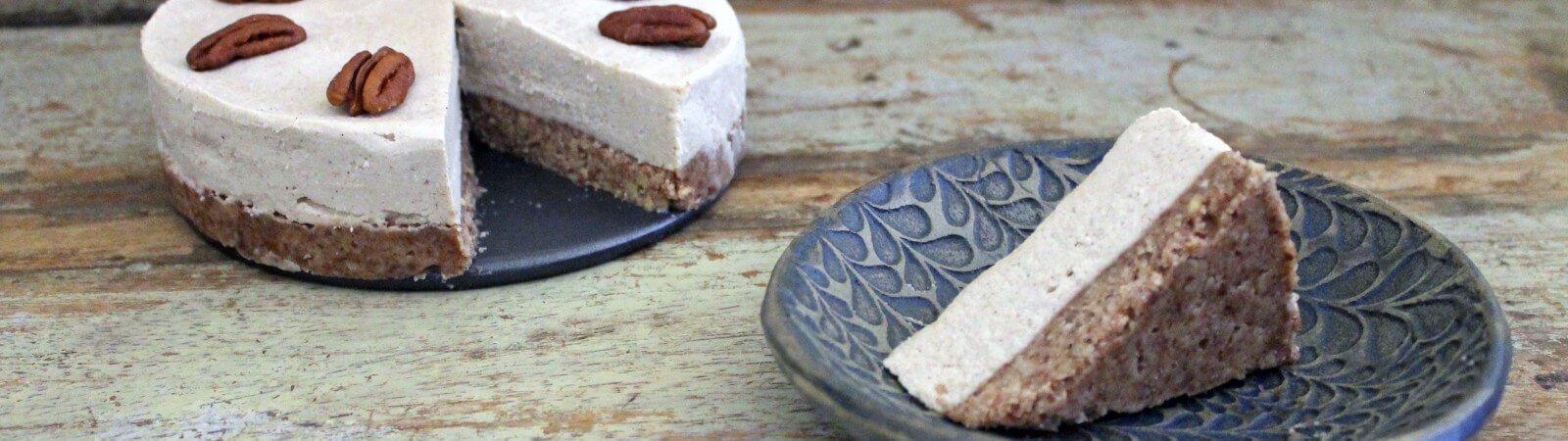 Raw Cashew Cheesecake: A Delicious Paleo Recipe