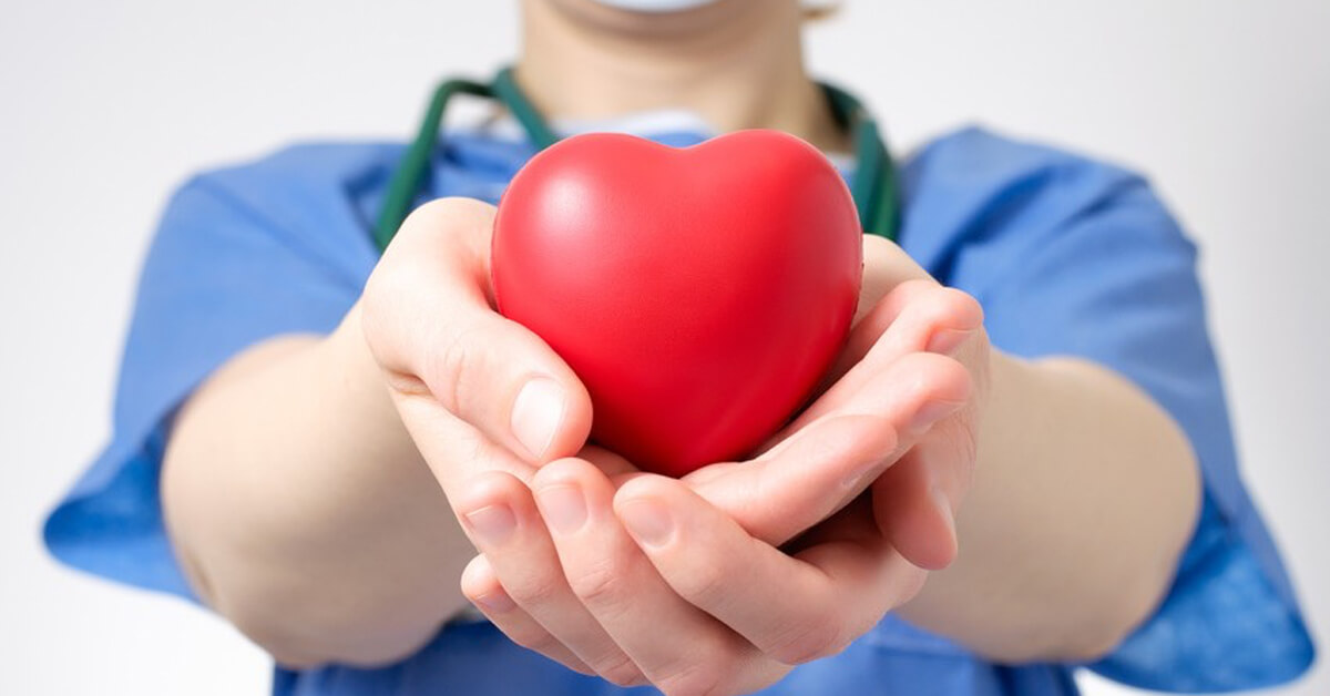 Sleep apnea symptoms including snoring may increase your risk of heart disease. Find out what causes snoring today