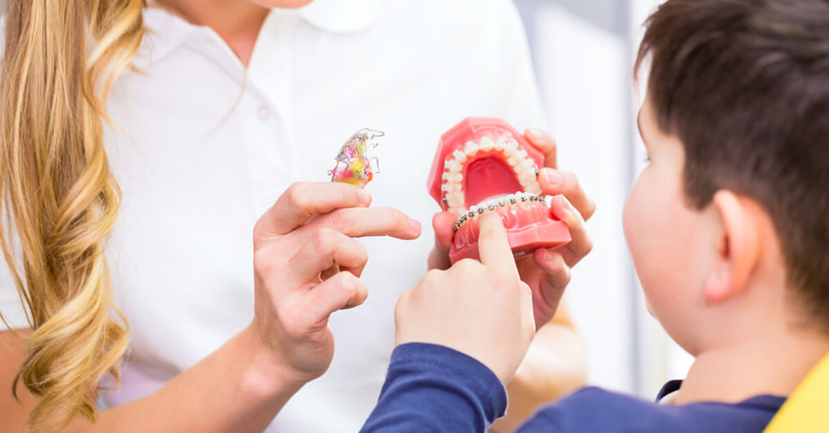 Getting braces is a confusing time for kids and parents. Find out more about the best option for your children’s orthodontist here.